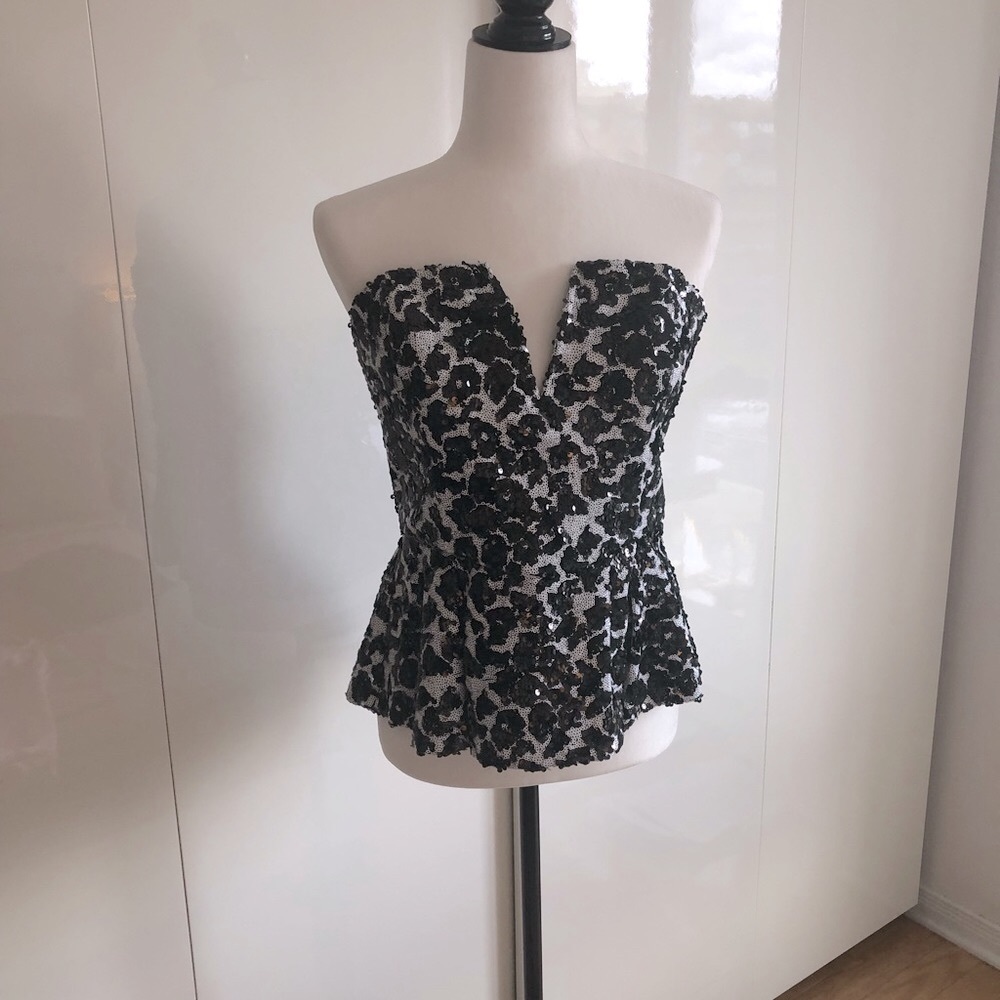 Bustier guess